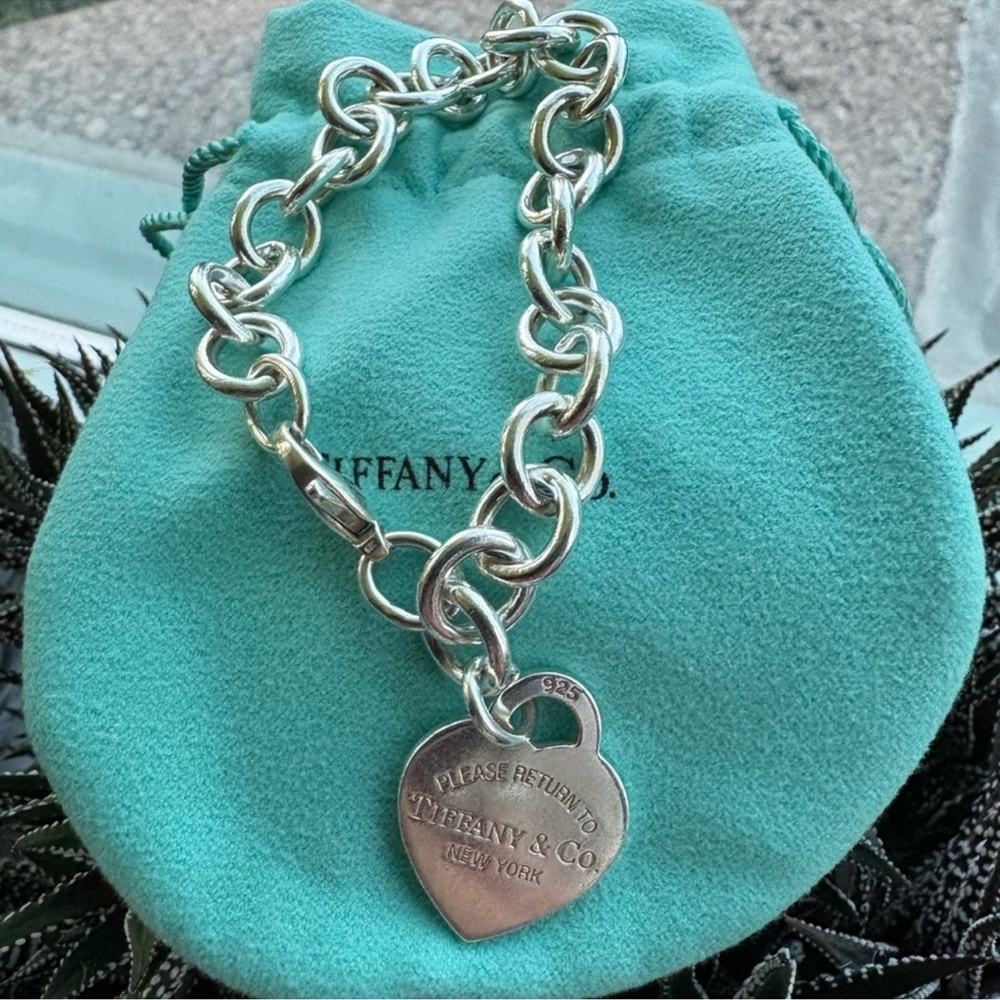 Tiffany & Co. Classic Heart Tag Bracelet